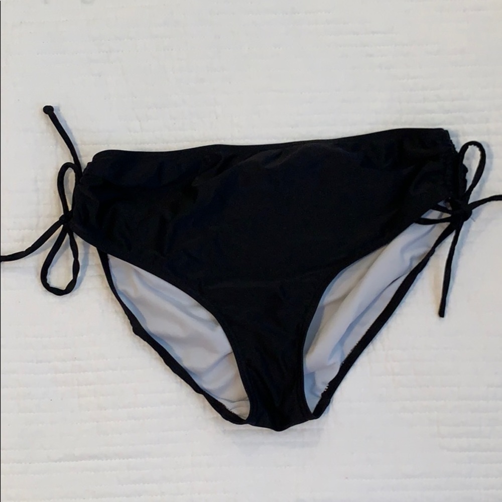 Black Swim Bottoms!!